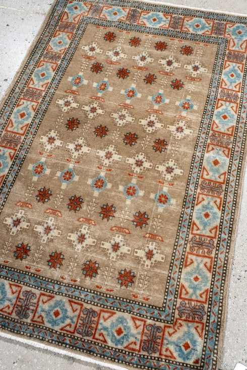 Antique Sivas Area Rug (2' x 3')